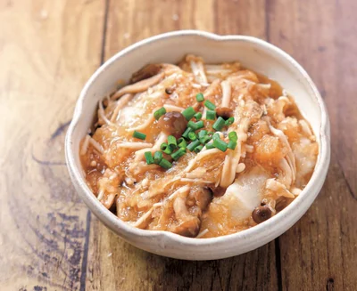 おもちの新しい食べ方！うまみがた〜っぷり レンチンあえもちのレシピ2選