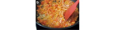 トマトの水分を煮詰める
