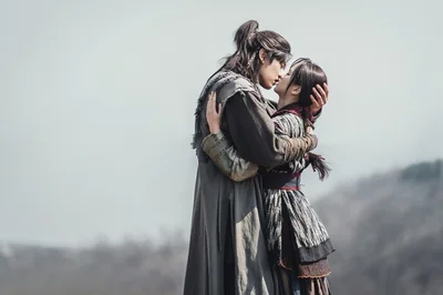 韓国で数々の賞を獲得した『王女ピョンガン 月が浮かぶ川』