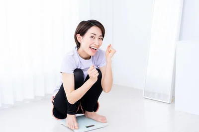 体重や体脂肪をラク～に記録できるから続けられる！ダイエット必勝アプリ3選