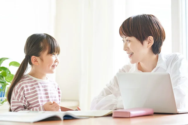 アラフォー女性がWebライターになって「扶養抜け」するまでの収入推移