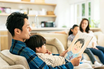  お父さんの約2割は、父の日のプレゼントに手紙やメール、絵、手作りの品を希望している