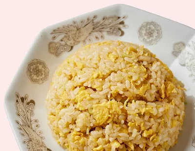 しっとりなのにパラパラ食感！ 家庭で作れるベストバランスの「チャーハン」