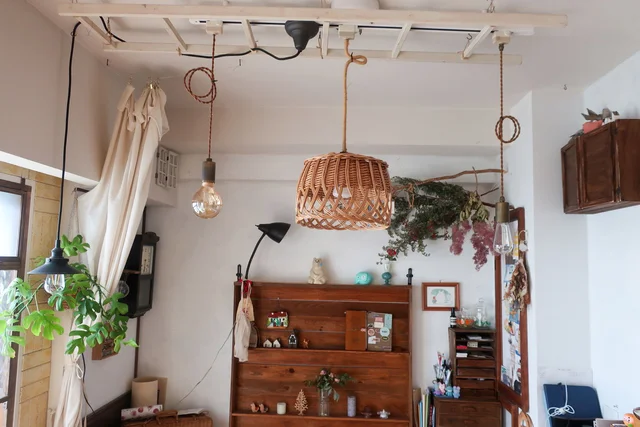 すぐできる簡単DIY。プチプラなのに雑貨屋さんで買ったみたいなライトをつくろう