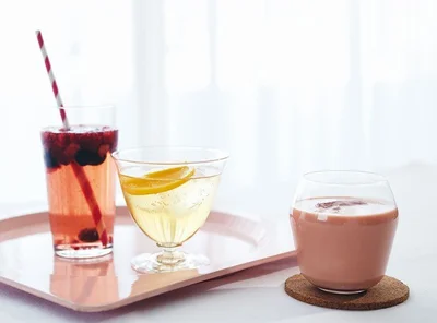 りんご酢で簡単ドリンク（トマトミルクビネガードリンク、ジンジャーレモネード、りんごとベリーのビネガードリンク）