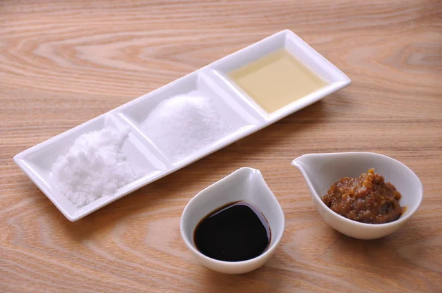 料理の「さしすせそ」を科学的に解明してみると、理にかなっていた！／子どもに話したい雑学（23）
