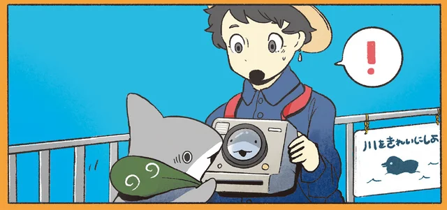 なかなか撮影が上手くいかない。悩む女性の目の前に現れたのは子ザメ！