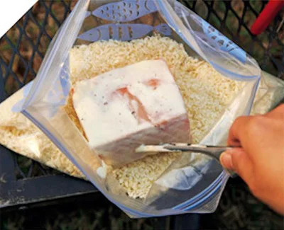 そのままでも食べられる刺身を使う