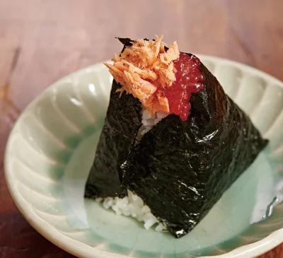 ハラスを加えてしっとり「しゃけ」／行列ができるおにぎり専門店のレシピ（7）
