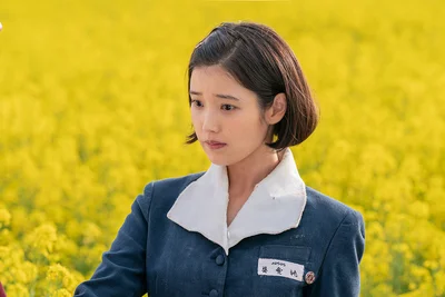 繊細な感情の表現でエスンを演じ、俳優としてさらなる飛躍をみせたIU