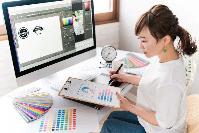 在宅で働ける！Webデザイナーの魅力って？Webデザイナーに向いている人とは？