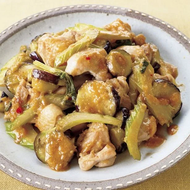 とろ~りなすとしゃくしゃくセロリ、異なる食感の組み合わせが楽しい!
