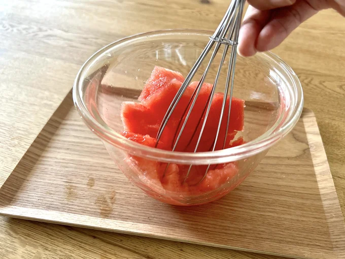 ミキサーがなければ、泡立て器でつぶしてもOK