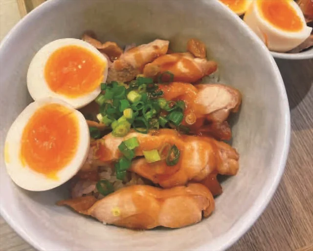レンチンするだけで味しみしみ！メインおかずが手間なく作れる「パウチ入り調味料」の底力