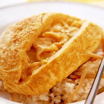余ったきんぴらを華麗にリメイク！「きんぴらご飯のオムライス」レシピ