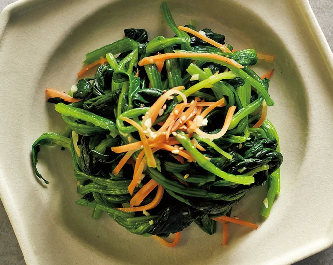 サムゲタン風スープのおともに！「ほうれん草のナムル」