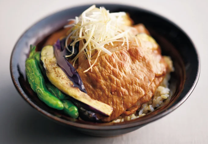 豚の蒲焼き丼