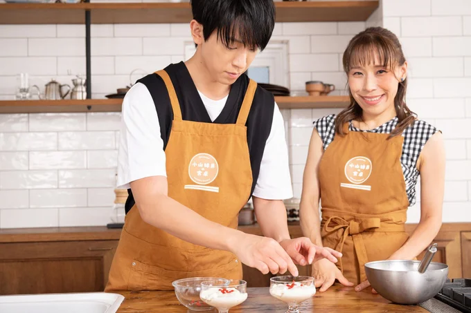 クコの実を美しくのせてフィニッシュ。こんなところにも小山さんの美的センスが!