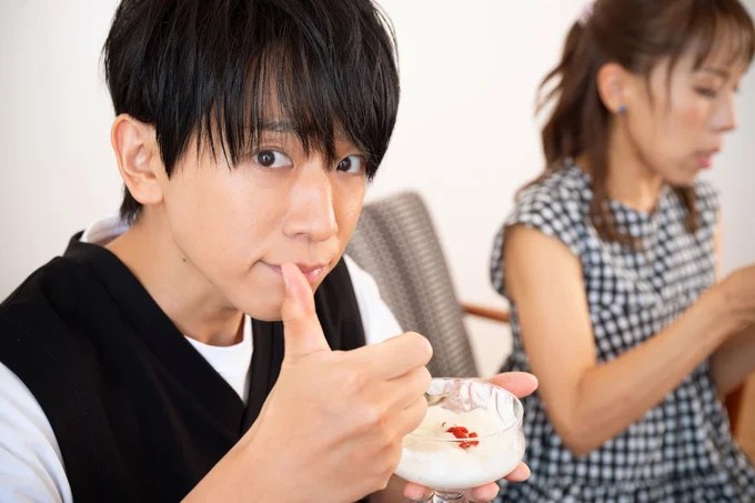 文句なしのお味と食感に小山さんはサムズアップ！本当に素敵！！