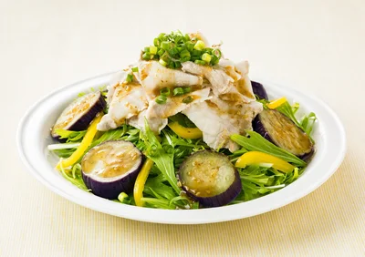 なすと水菜と豚しゃぶのサラダ