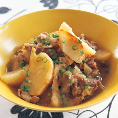 じゃがいもと豚肉の揚げ煮