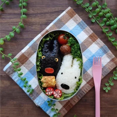 優秀賞　トモコさん「リサとガスパールのお弁当」