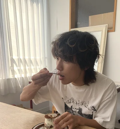 みきママさん渾身のティラミスをパクっ「おいしい！」と絶賛！