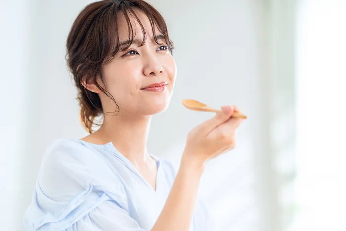 若返りの妙薬!? 人にとって大切な潤いである「唾液」を増やす食べ方とは／おうち養生 きほんの100（5）