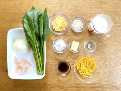 「えびとほうれん草の和風マカロニグラタン」の材料はこちら