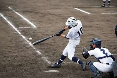  「学生時代していたスポーツ」男性1位は野球、女性はテニス