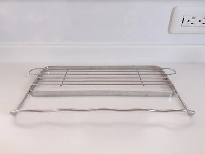 使わない時は折りたたんでおける