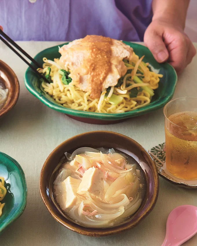 甘くてやわらかな玉ねぎが好相性「豆腐と玉ねぎのとろとろ煮」