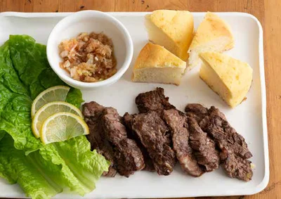 レモンのきいた塩だれ焼き肉と、なんとメロンパン！