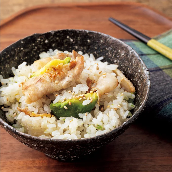豚バラ×アボカドの白だし炊き込みご飯
