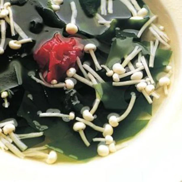 【関連レシピ】梅とわかめのスープ