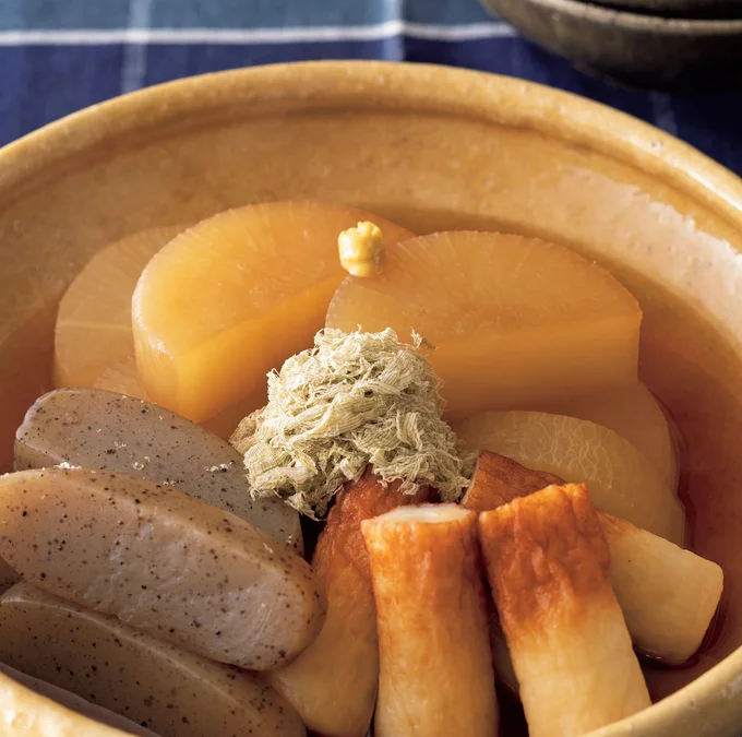 “黄金比”の煮汁がしみて美味！「大根、ちくわ、こんにゃくのおでん風」【笠原将弘さんの極上煮もの】