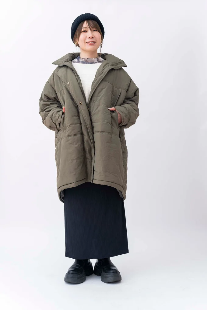 ゆとりを演出するために、抜き襟するのが鉄則