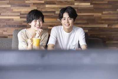 「ほっともっと」のチキンをお供に映画を観るのも良さそう！