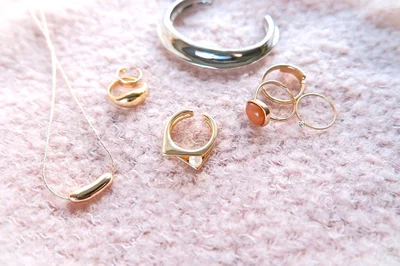 年末年始に頼れる「オトナのためのアクセサリー福袋」中身をネタバレ公開