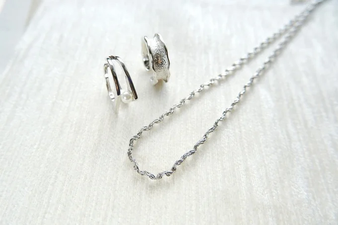 今回入っていたシルバ系の3点。単品でも映えて、組み合わせるとさらに存在感がアップ