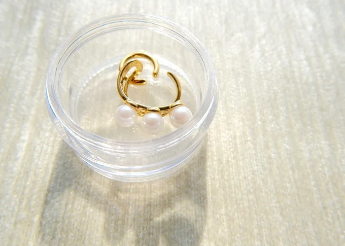 とってもオトナ可愛いイヤカフ