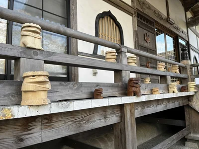 常堅寺の境内にはたくさんのカッパたちが！