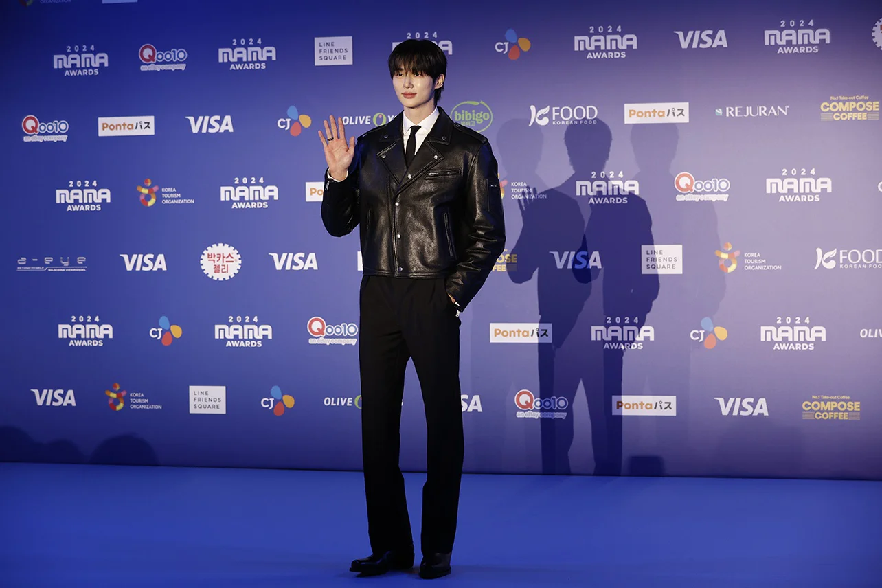 圧倒的スタイルお化け」世界的ブレイク韓国俳優ピョン・ウソク