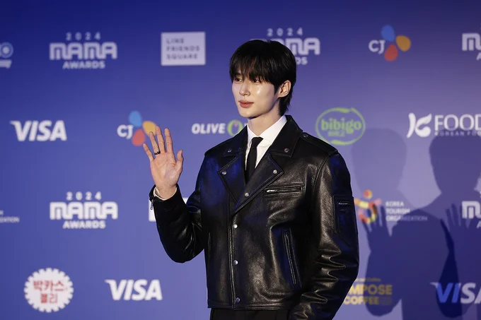 「MAMA AWARDS（Mnet ASIAN MUSIC AWARDS）」に登場したピョン・ウソク撮り下ろし