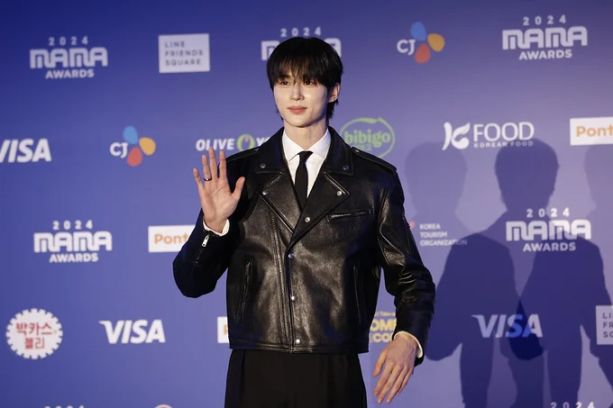 「MAMA AWARDS（Mnet ASIAN MUSIC AWARDS）」に登場したピョン・ウソク撮り下ろし