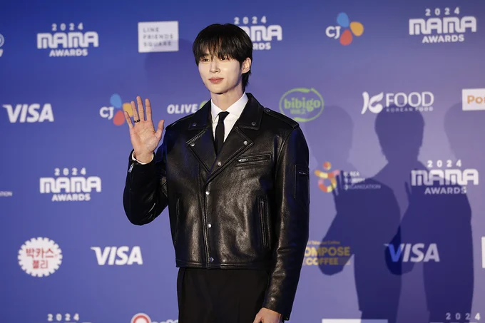 「MAMA AWARDS（Mnet ASIAN MUSIC AWARDS）」に登場したピョン・ウソク撮り下ろし
