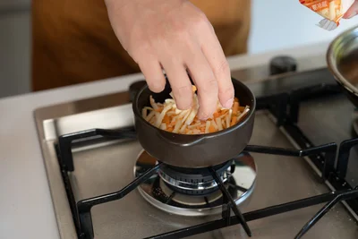 急ぐ場合はふたの使用がオススメ。焦げないように注意！