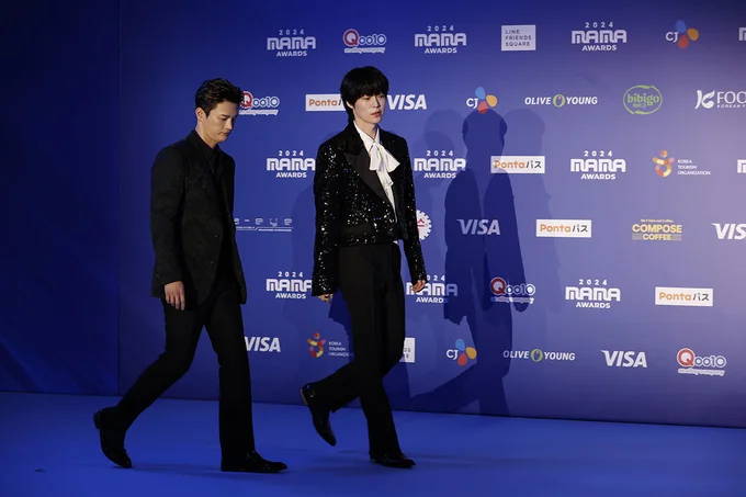 「MAMA AWARDS（Mnet ASIAN MUSIC AWARDS）」に登場したソ・イングクとアン・ジェヒョン撮り下ろし