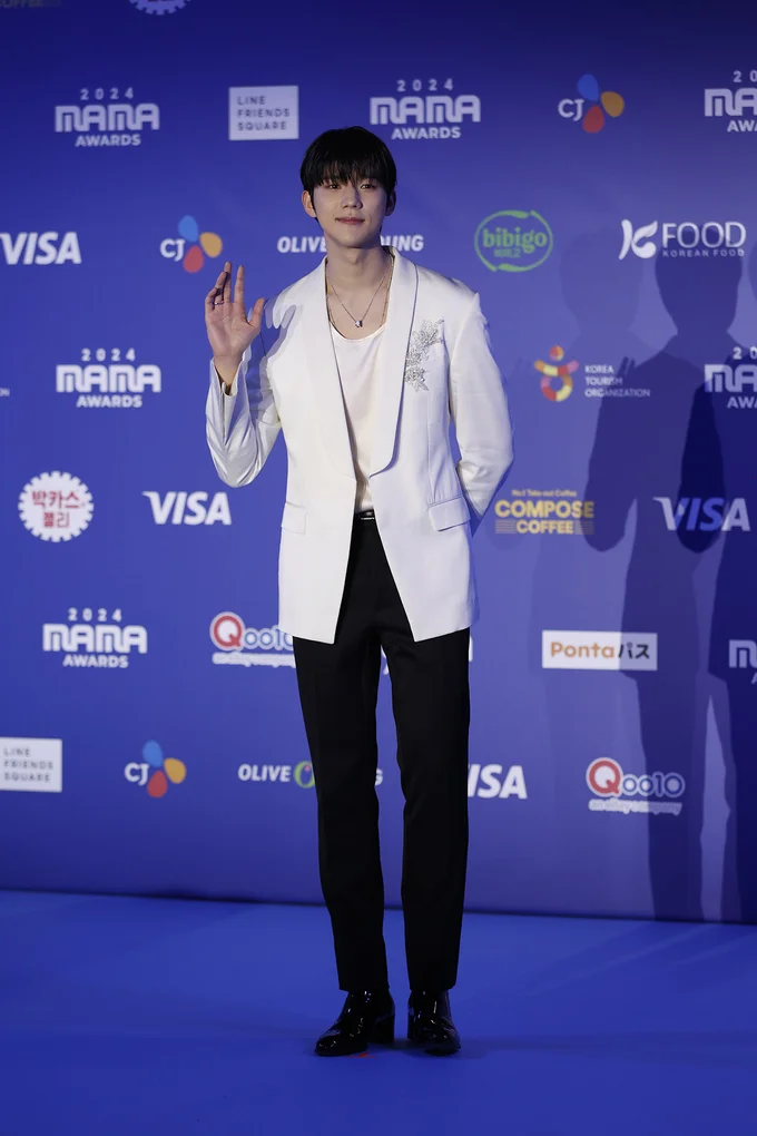 「MAMA AWARDS（Mnet ASIAN MUSIC AWARDS）」に登場したムン・サンミン撮り下ろし