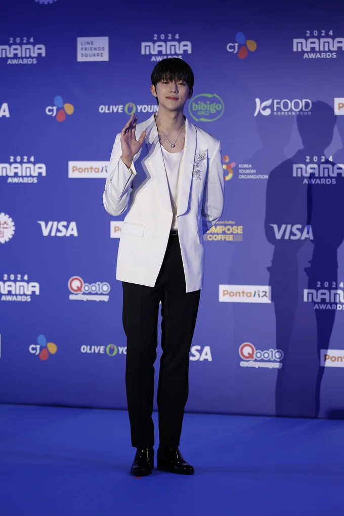「MAMA AWARDS（Mnet ASIAN MUSIC AWARDS）」に登場したムン・サンミン撮り下ろし